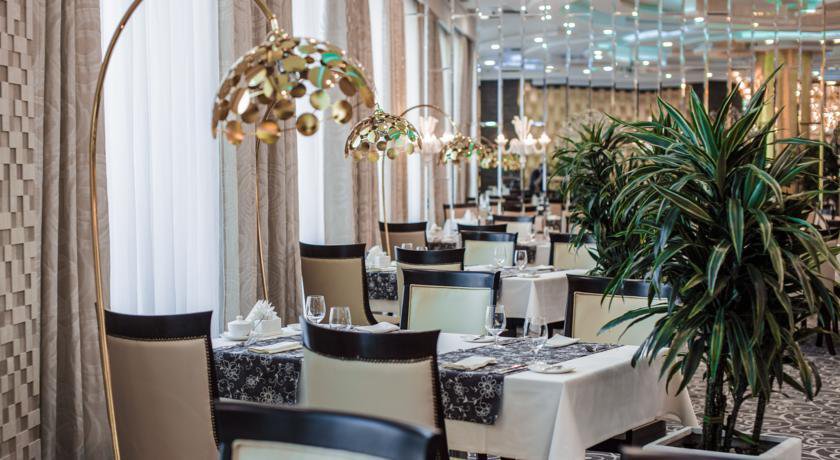 Гостиница Ramada Kazan City Centre Казань