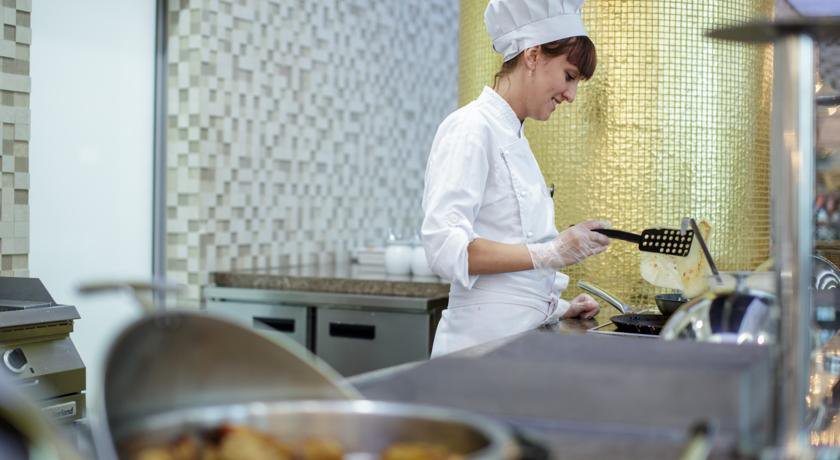 Гостиница Ramada Kazan City Centre Казань-21