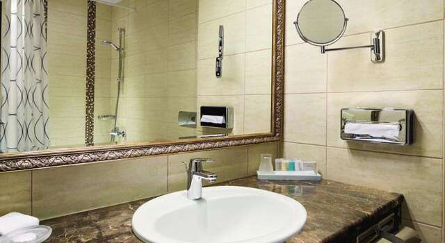 Гостиница Ramada Kazan City Centre Казань-40